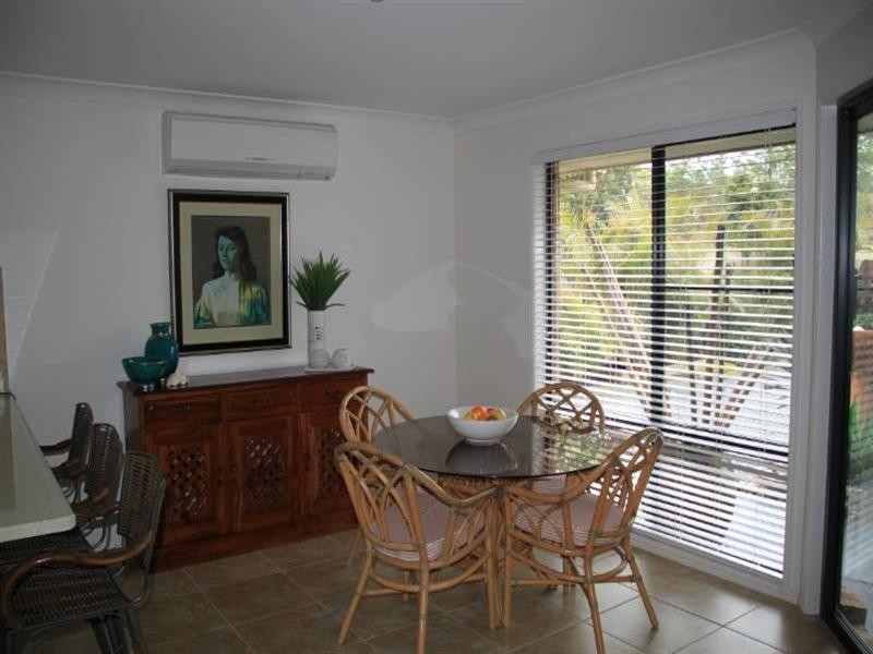 8 Alexander Close, Dunbogan NSW 2443