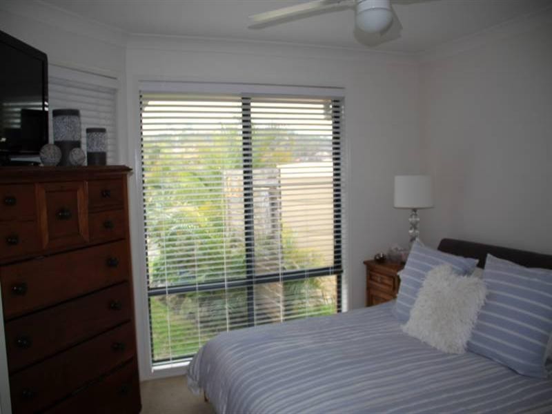 8 Alexander Close, Dunbogan NSW 2443