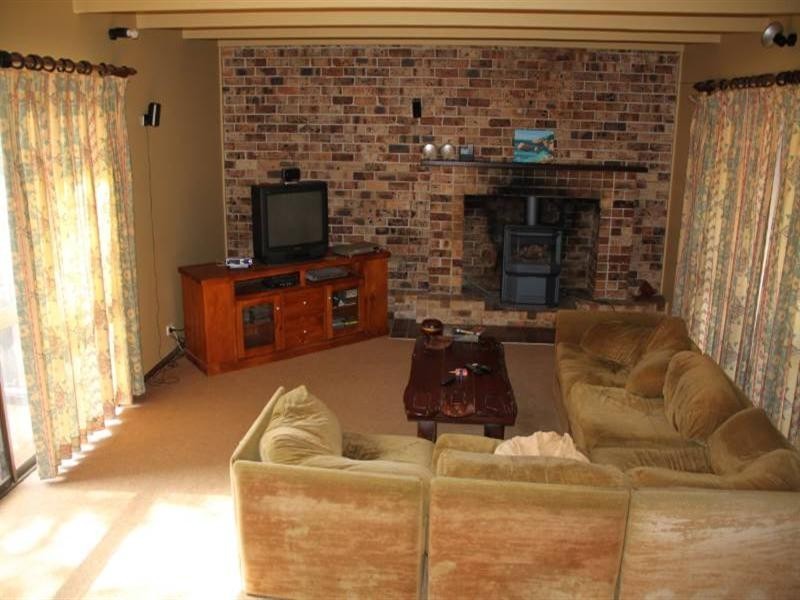 18 Bergalia Crescent, Camden Head NSW 2443