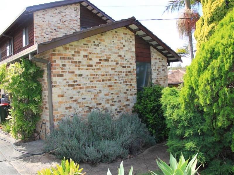18 Bergalia Crescent, Camden Head NSW 2443