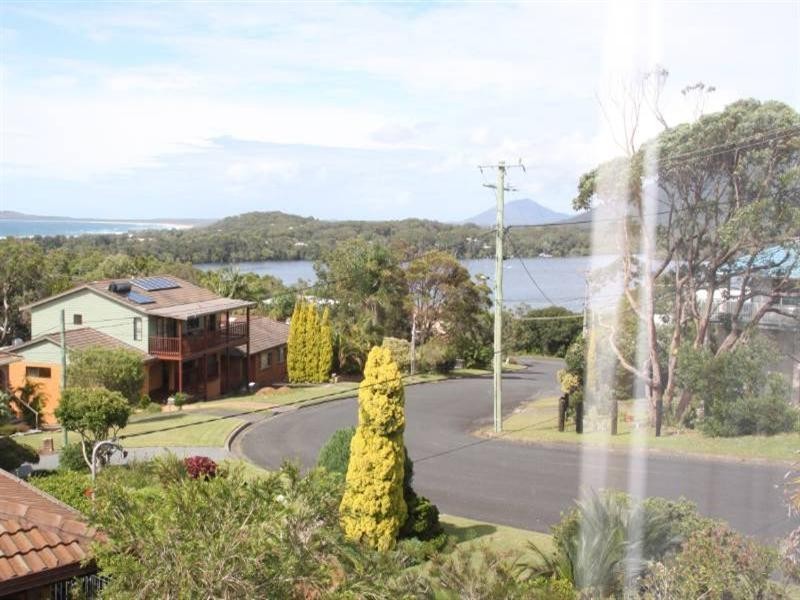 18 Bergalia Crescent, Camden Head NSW 2443