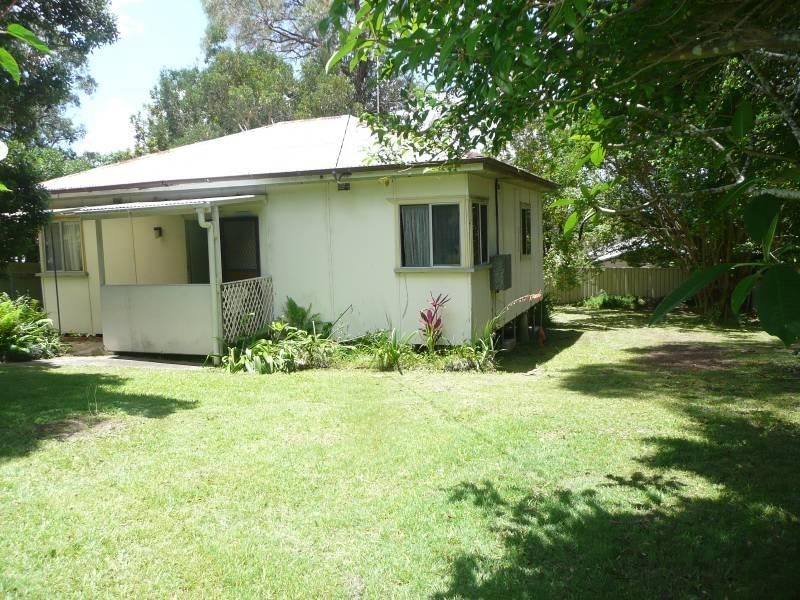 15 Lord Street, Laurieton NSW 2443