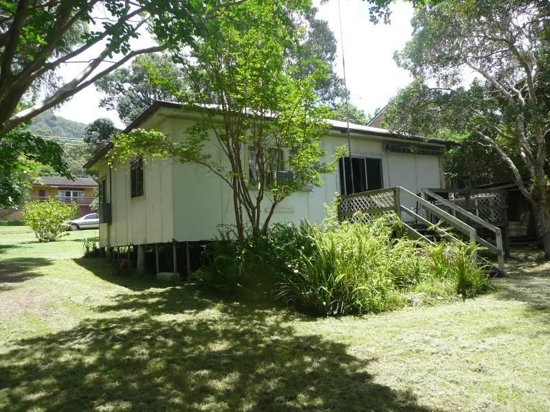 15 Lord Street, Laurieton NSW 2443