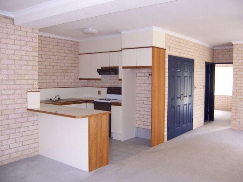 2/ 5a Gow Place, Laurieton NSW 2443