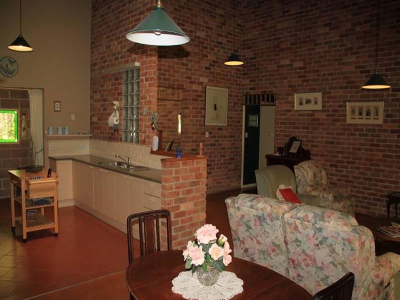 4 Seafront Circuit, Bonny Hills NSW 2445