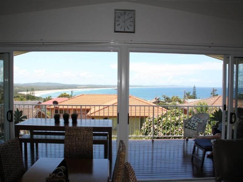 24 Seaview Street, Bonny Hills NSW 2445