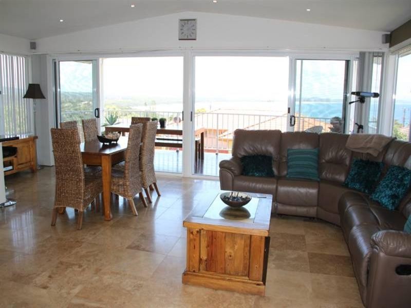 24 Seaview Street, Bonny Hills NSW 2445