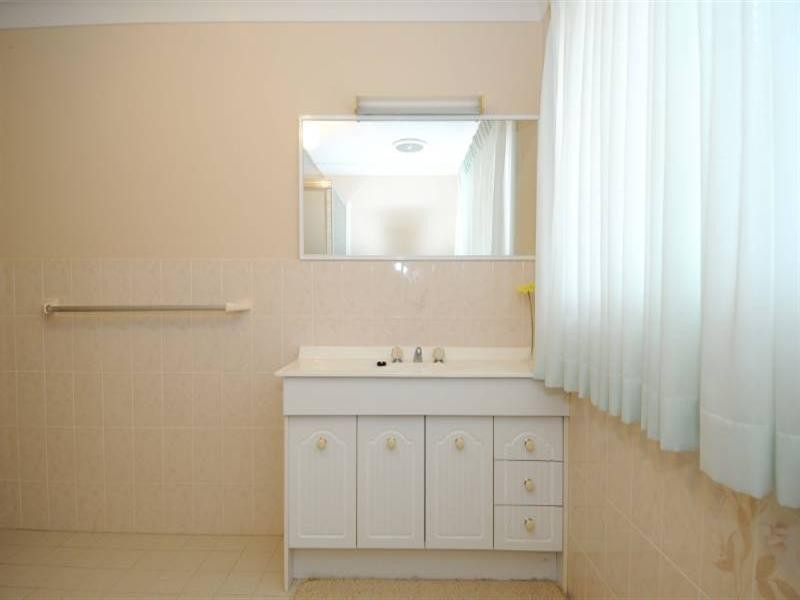 65 Murson Crescent, North Haven NSW 2443