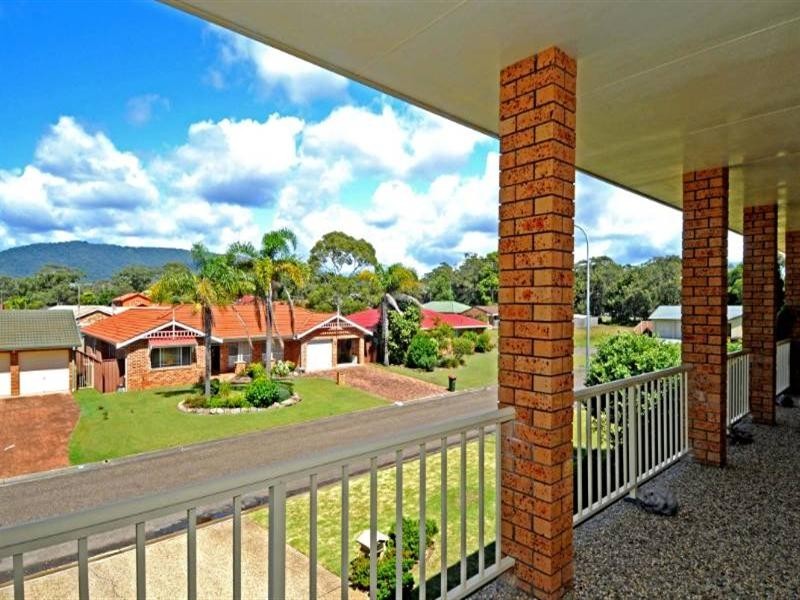 65 Murson Crescent, North Haven NSW 2443