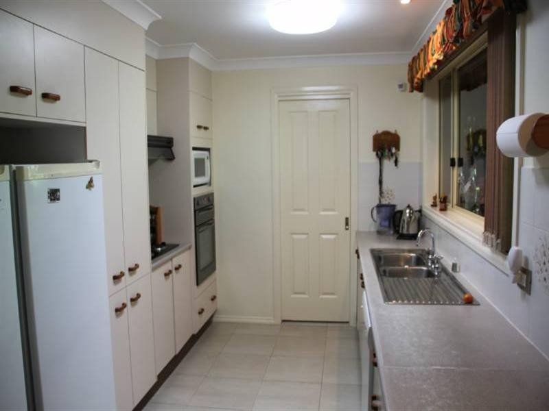 10 Lakeview Crescent, West Haven NSW 2443