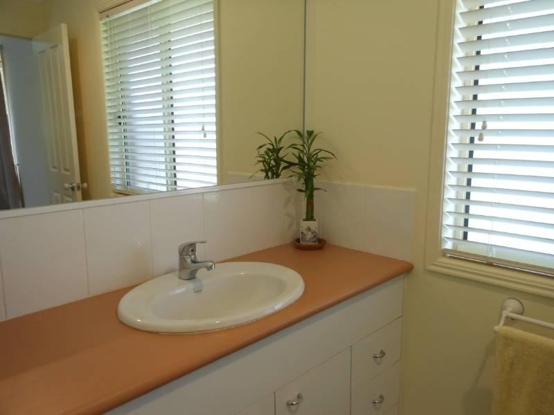 8 Prince of Wales Drive, Dunbogan NSW 2443