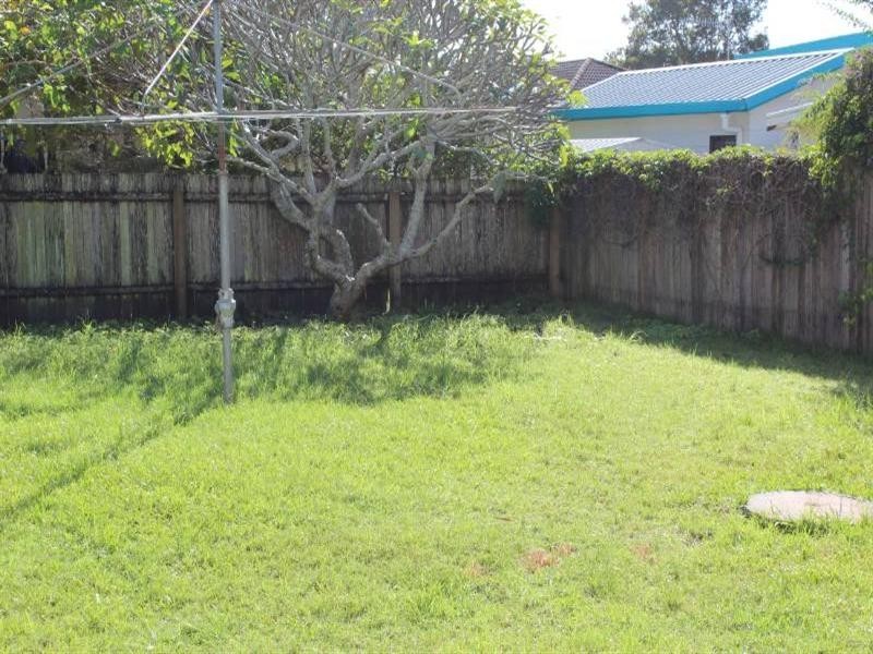 11 Castle Street, Laurieton NSW 2443