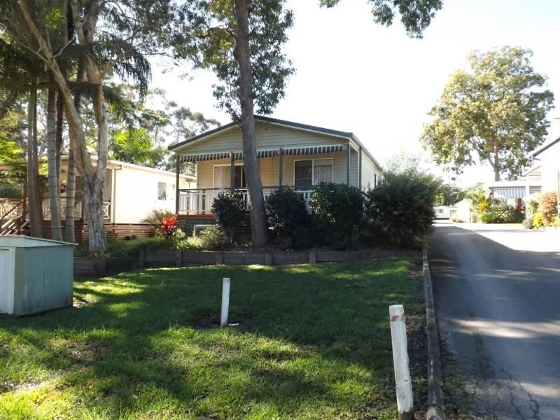 Site 94 Diamond Waters Caravan Park, Dunbogan NSW 2443