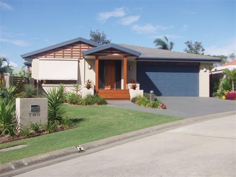 2 Tallarook Close, Dunbogan NSW 2443