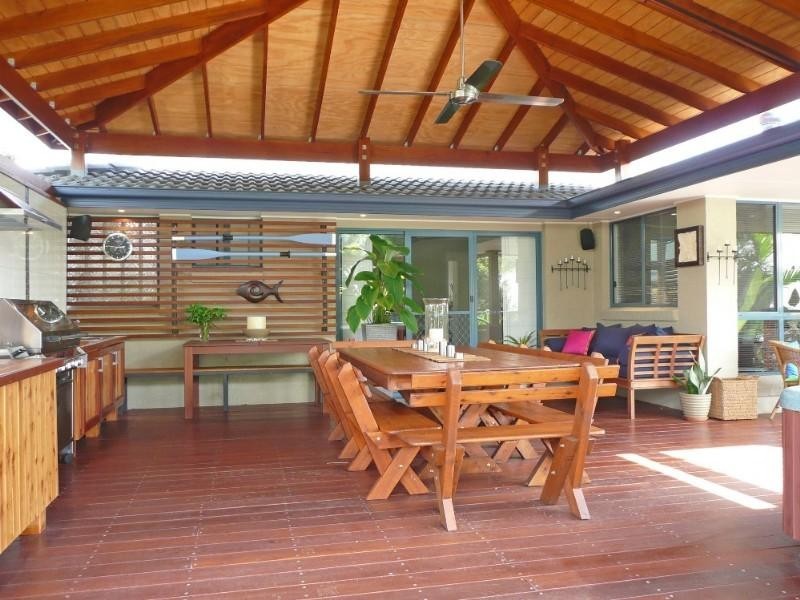 2 Tallarook Close, Dunbogan NSW 2443