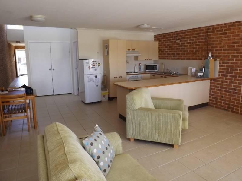 6/22 Lake Street, Laurieton NSW 2443