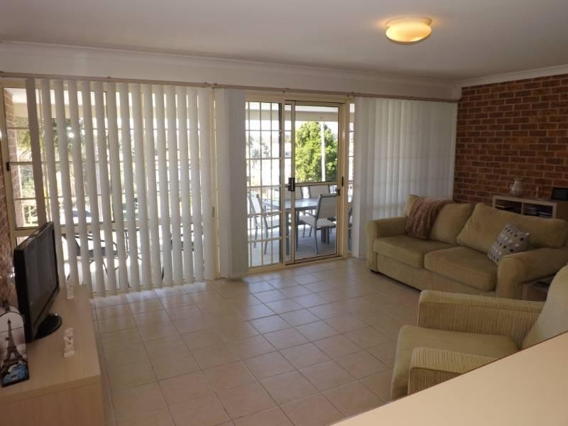 6/22 Lake Street, Laurieton NSW 2443