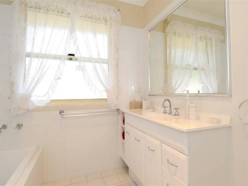 1 Hungerford Place, Bonny Hills NSW 2445