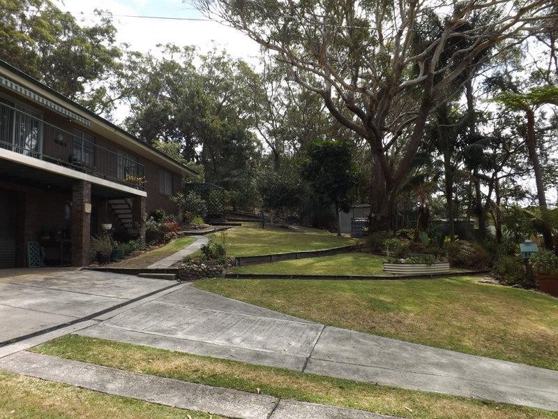 90 Camden Head Road, Dunbogan NSW 2443