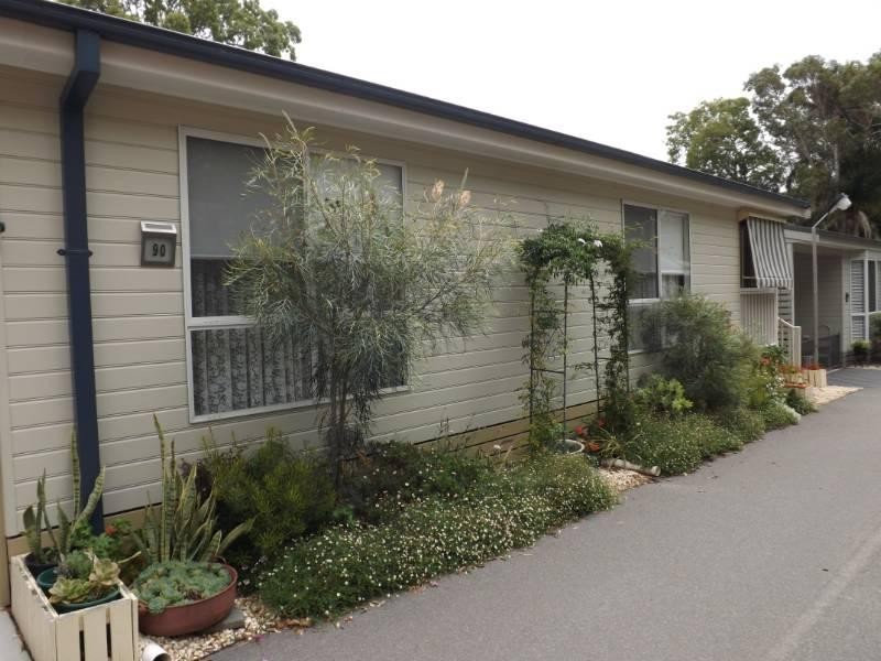Site 90 Diamond Waters Caravan Park, Dunbogan NSW 2443