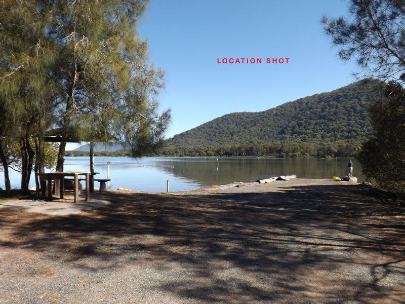 Site 90 Diamond Waters Caravan Park, Dunbogan NSW 2443