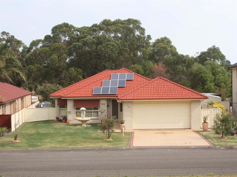 14 Prince of Wales Drive, Dunbogan NSW 2443