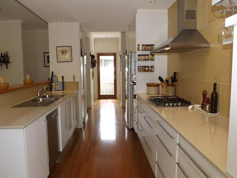 1 Bayside Avenue, North Haven NSW 2443