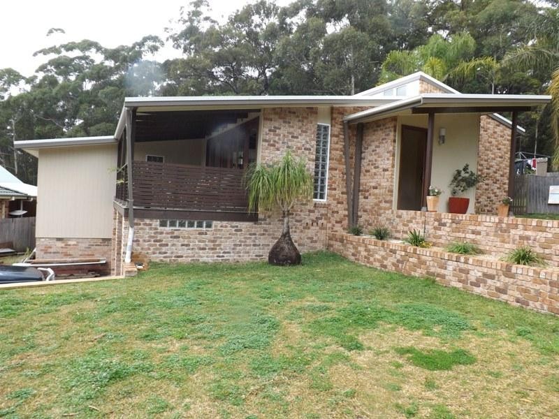 77 Koonwarra Street, Laurieton NSW 2443