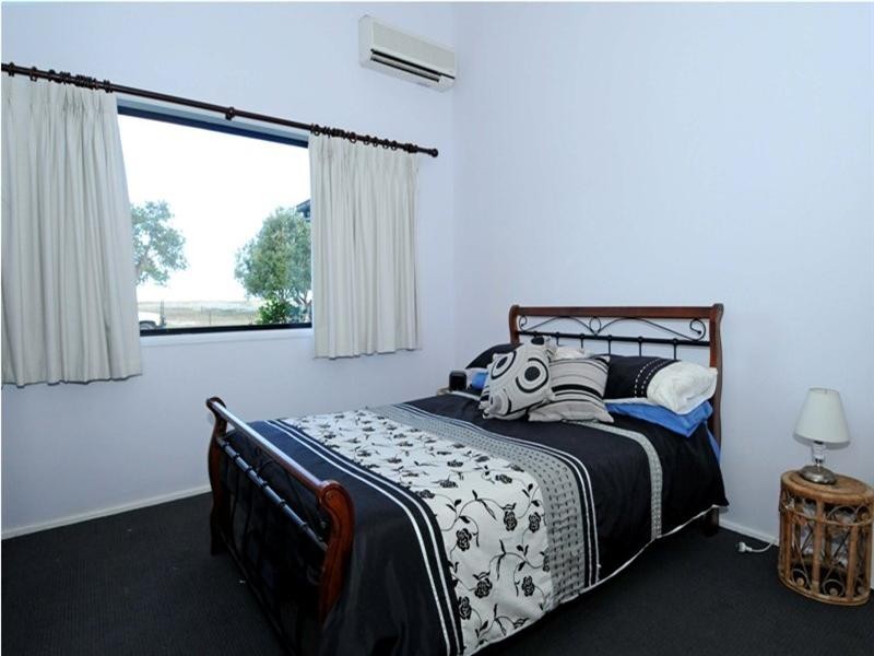 5 Seaview Avenue, Dunbogan NSW 2443