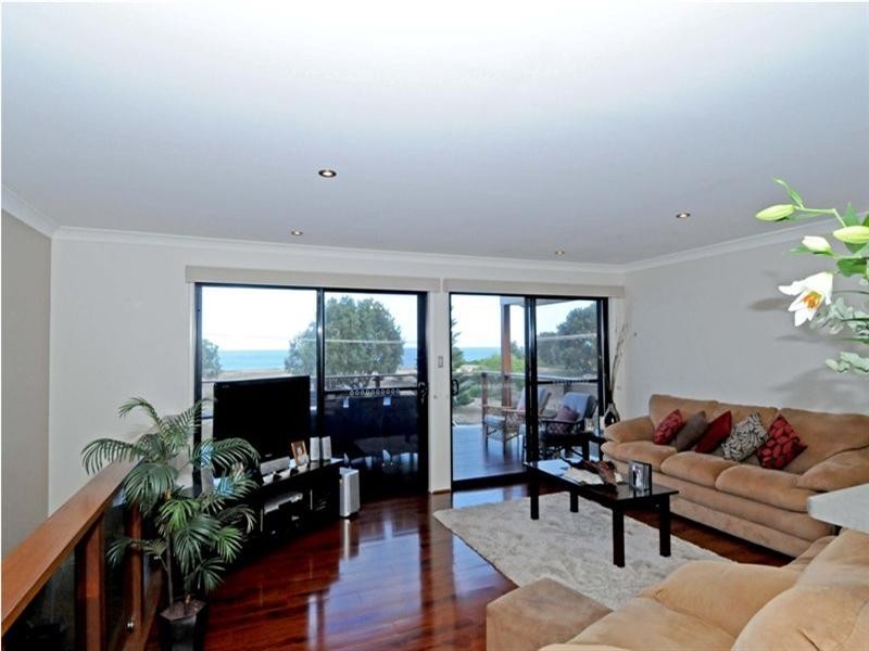 5 Seaview Avenue, Dunbogan NSW 2443