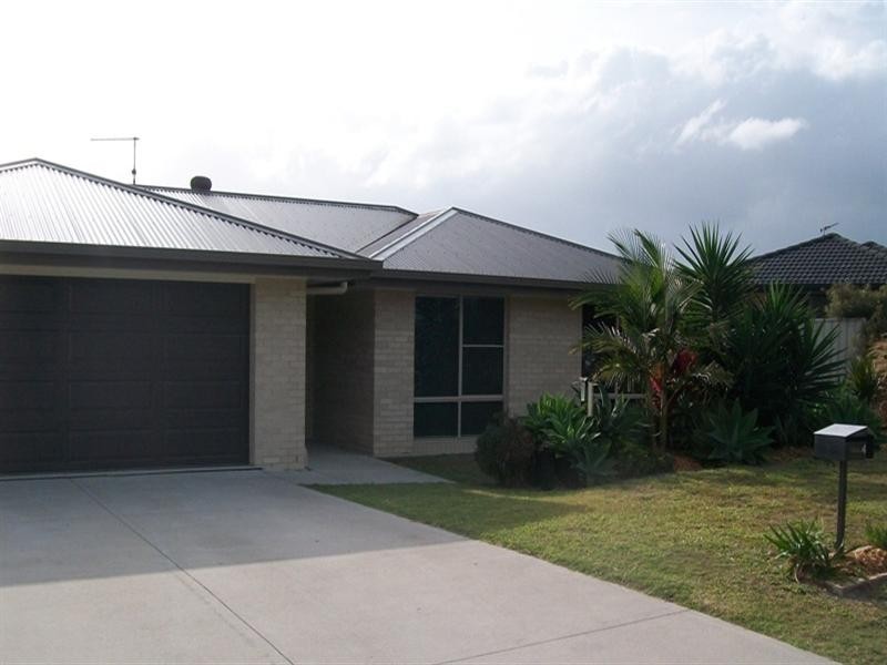 4 Alexandra Close, Dunbogan NSW 2443