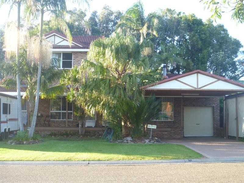 7 MURSON Crescent, North Haven NSW 2443
