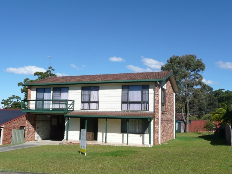 4 Blackbutt Crescent, Laurieton NSW 2443