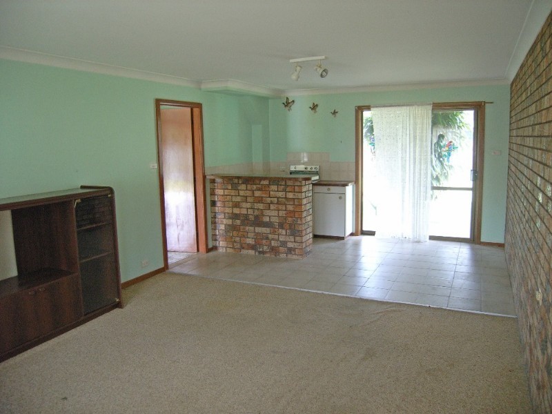 4 Blackbutt Crescent, Laurieton NSW 2443