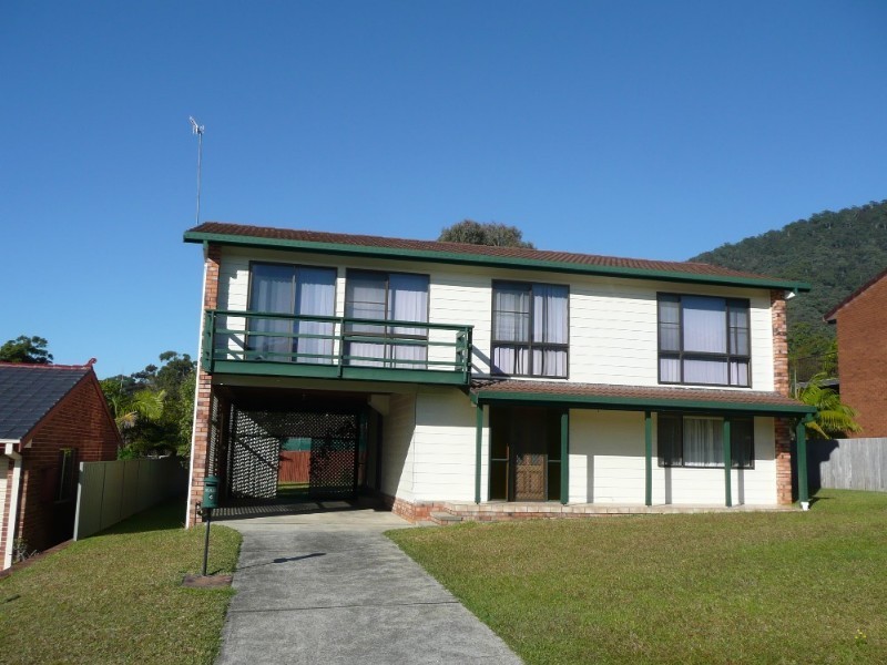 4 Blackbutt Crescent, Laurieton NSW 2443