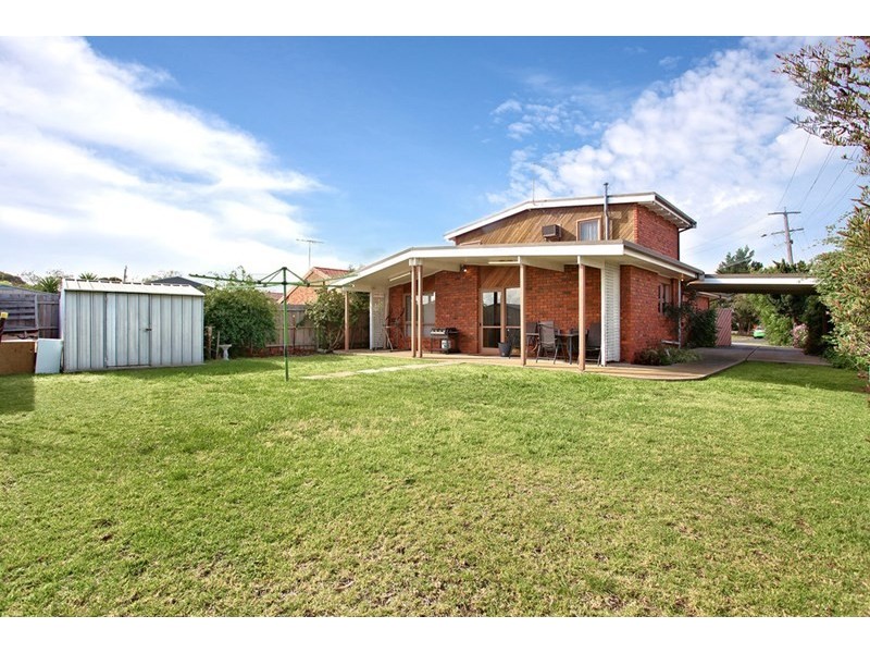 11 Rosscommon Place, Seabrook VIC 3028