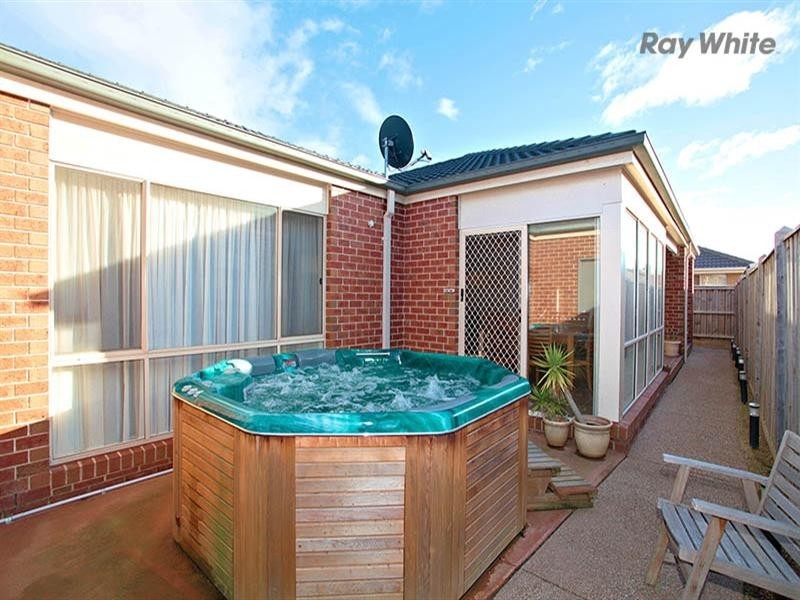 2 Fieldstone Place, Tarneit VIC 3029