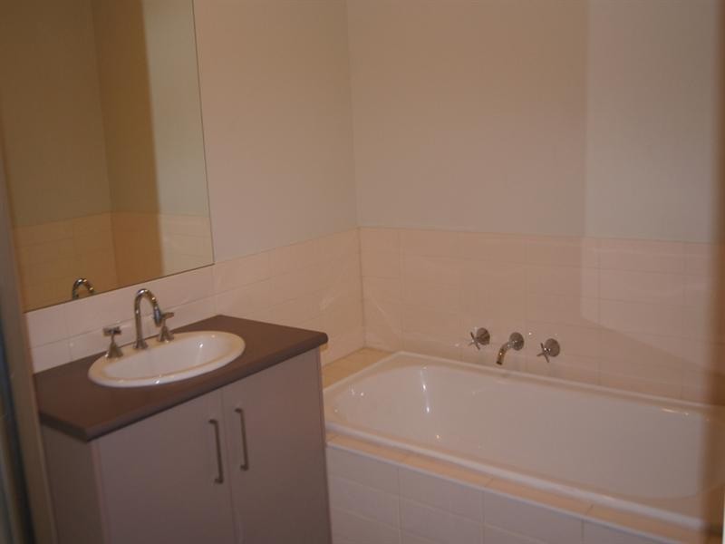 73 Central Park Avenue, Point Cook VIC 3030