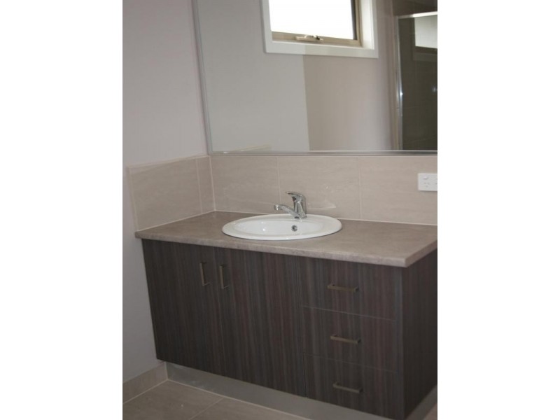 1/16 Plenty Court, Altona Meadows VIC 3028