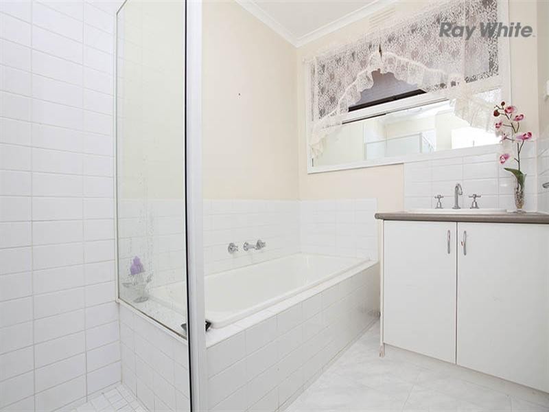 18 Arnold Court, Hoppers Crossing VIC 3029