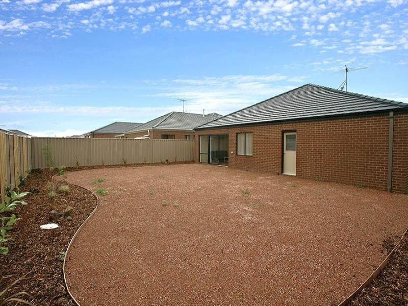 5 Tarango Drive, Point Cook VIC 3030