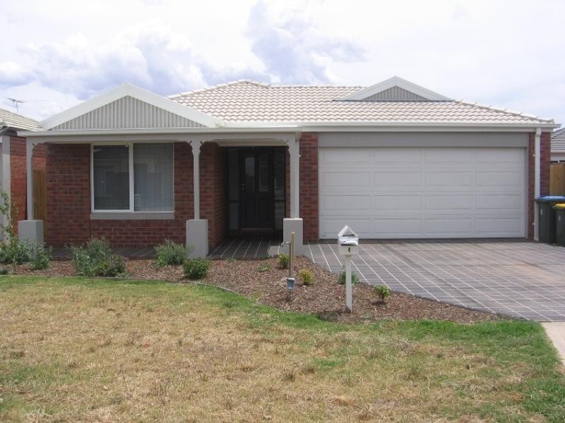 4 FELICITY Drive, Tarneit VIC 3029