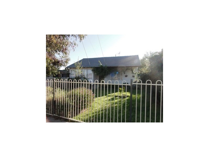 10 Kingsford Street, Laverton VIC 3028