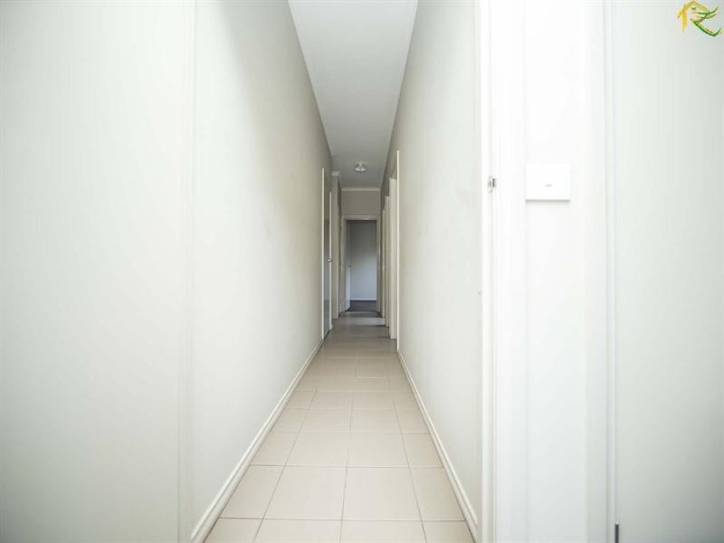 41 Dolphin Crescent, Point Cook VIC 3030