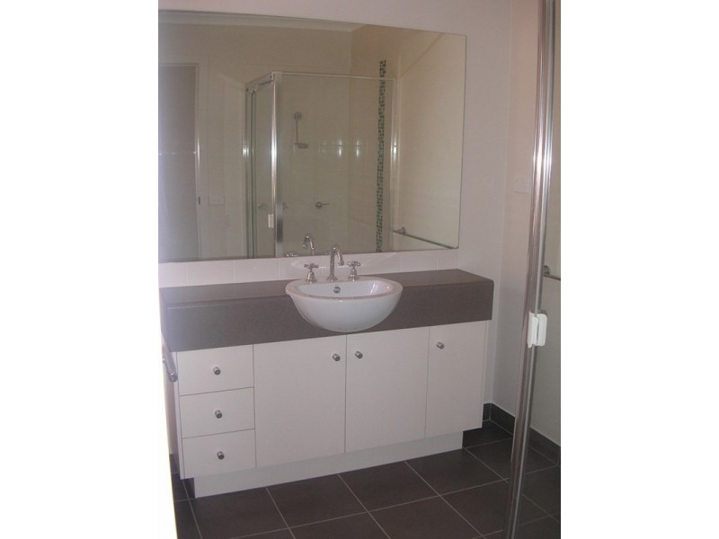 96 Hatchlands Drive, Deer Park VIC 3023