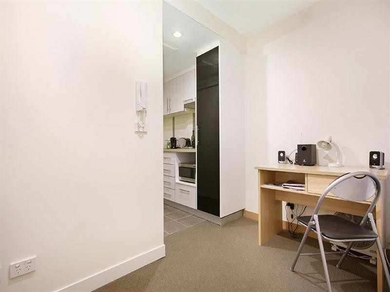 Level 7, 702/9 High Street, North Melbourne VIC 3051