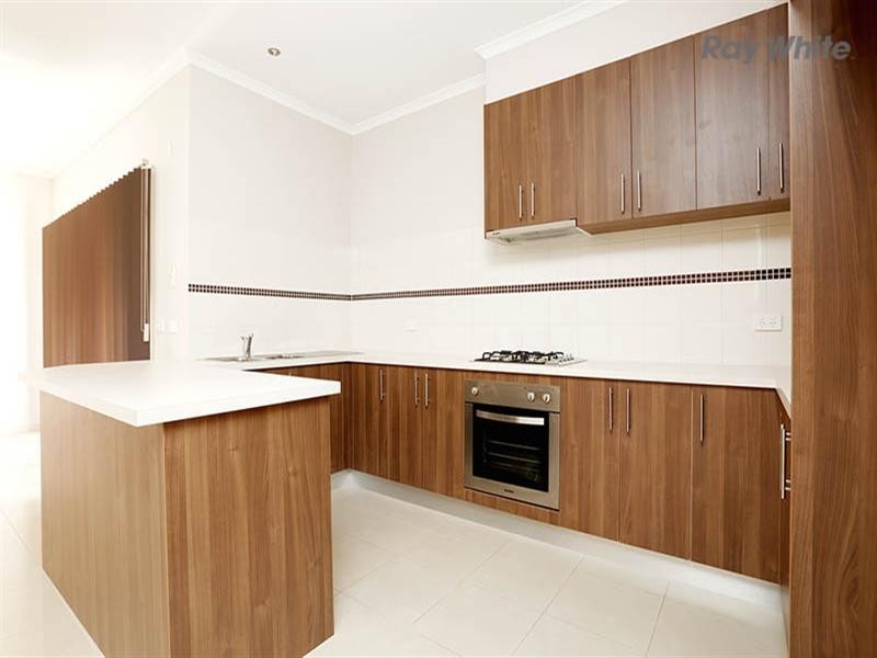 4/3-5 Mary Avenue, Werribee VIC 3030