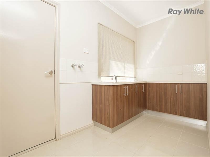 4/3-5 Mary Avenue, Werribee VIC 3030