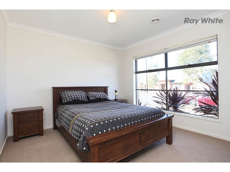 11 Tallgrass Avenue, Truganina VIC 3029