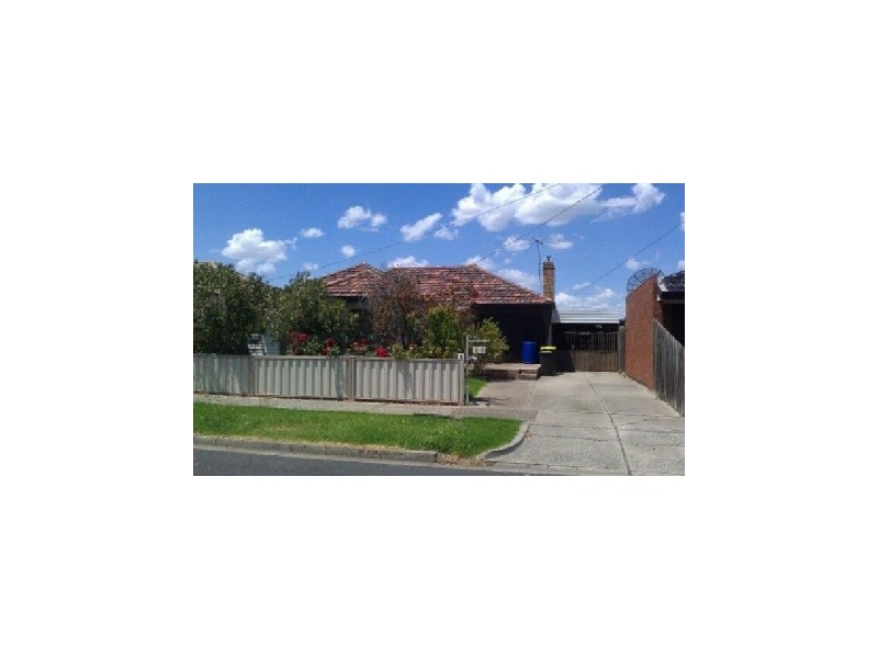 80 Fourth Avenue, Altona North VIC 3025